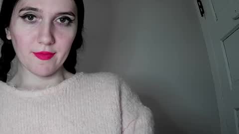 Isabella online show from February 9, 2025, 10:43 pm