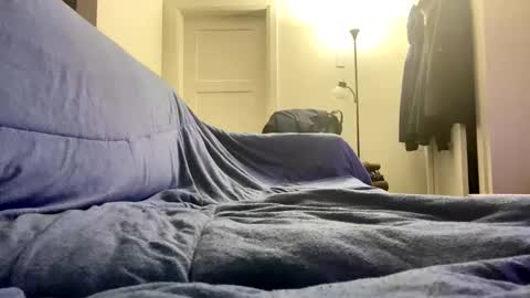 Buster685 online show from November 20, 2025, 9:09 am