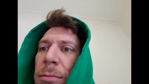 Snapshot of bigcaramel18 chatting on October 5, 2025, 5:28 am bigcaramel18 online show from October 5, 2025, 5:28 am