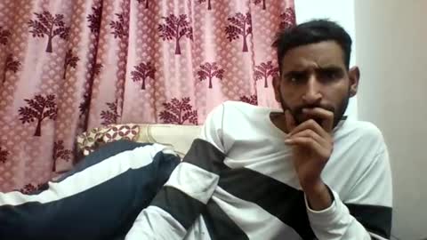 Snapshot of bigcockboy2580 chatting on January 4, 2025, 5:47 pm akash online show from January 4, 2025, 5:47 pm