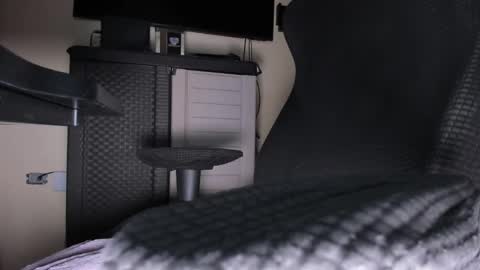 bigcockk23 online show from February 4, 2025, 4:50 pm