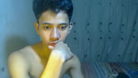 Snapshot of bigcockyummysex chatting on November 19, 2025, 1:33 pm bigcockyummysex online show from November 19, 2025, 1:33 pm