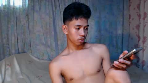 Snapshot of bigcockyummysex chatting on December 15, 2025, 6:39 am bigcockyummysex online show from December 15, 2025, 6:39 am