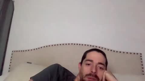 Snapshot of bigdaddy75333 chatting on December 15, 2025, 1:32 am bigdaddy75333 online show from December 15, 2025, 1:32 am