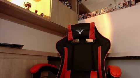 Snapshot of bigdaddybx chatting on February 17, 2025, 8:09 am Nate online show from February 17, 2025, 8:09 am