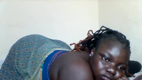 Snapshot of bigdarkass chatting on January 22, 2025, 11:21 pm VIOLET online show from January 22, 2025, 11:21 pm