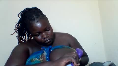 Snapshot of bigdarkass chatting on January 28, 2025, 12:26 am VIOLET online show from January 28, 2025, 12:26 am