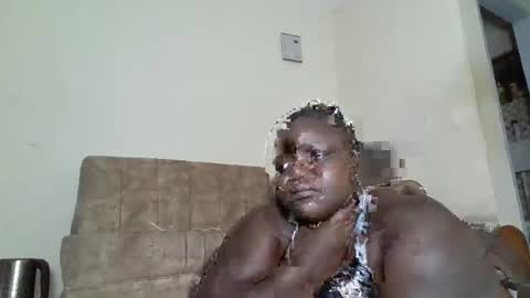 Snapshot of bigdarkass chatting on November 25, 2025, 5:02 pm VIOLET online show from November 25, 2025, 5:02 pm