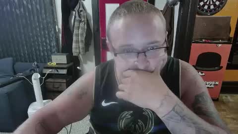 Snapshot of bigdbrillion chatting on October 5, 2025, 5:39 am Darryl online show from October 5, 2025, 5:39 am