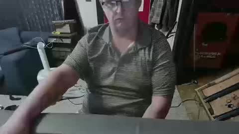 Snapshot of bigdbrillion chatting on October 10, 2025, 12:04 pm Darryl online show from October 10, 2025, 12:04 pm