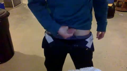 Snapshot of bigdickshowoff9877 chatting on March 4, 2025, 12:18 am Bigdickshowoff9877 online show from March 4, 2025, 12:18 am