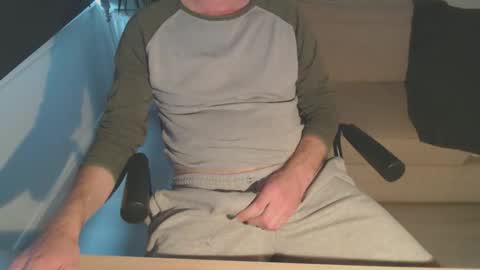 Snapshot of bigdutchenergy chatting on November 18, 2025, 11:58 am BigDutchEnergy online show from November 18, 2025, 11:58 am