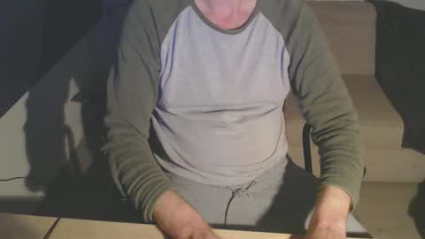 Snapshot of bigdutchenergy chatting on November 29, 2025, 12:46 am BigDutchEnergy online show from November 29, 2025, 12:46 am