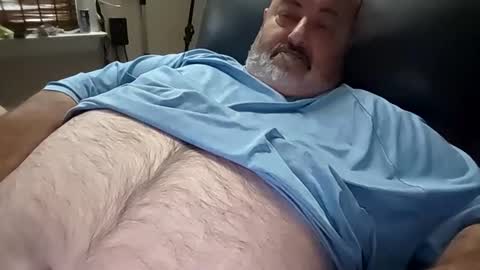 bigfuzzyteddybear online show from December 4, 2025, 4:38 pm