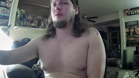 biggerisbetter21 online show from February 12, 2025, 7:44 am