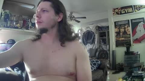 biggerisbetter21 online show from February 27, 2025, 7:04 pm