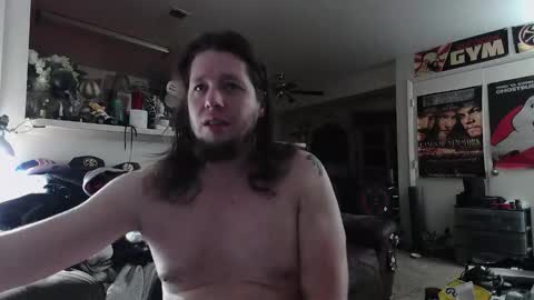 biggerisbetter21 online show from October 24, 2025, 11:39 am