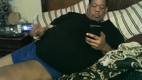 biggyscorpio online show from October 20, 2025, 5:41 am