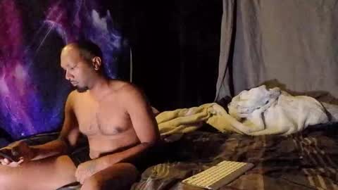 Snapshot of bighardcock989 chatting on November 18, 2025, 11:03 am bighardcock989 online show from November 18, 2025, 11:03 am