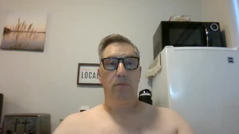 Snapshot of bignhard69_ chatting on December 17, 2024, 6:09 pm Bignhard696 online show from December 17, 2024, 6:09 pm
