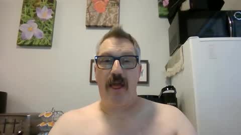 Snapshot of bignhard69_ chatting on December 2, 2025, 5:08 pm Bignhard696 online show from December 2, 2025, 5:08 pm