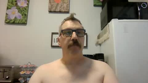 Snapshot of bignhard69_ chatting on December 16, 2025, 6:02 pm Bignhard696 online show from December 16, 2025, 6:02 pm