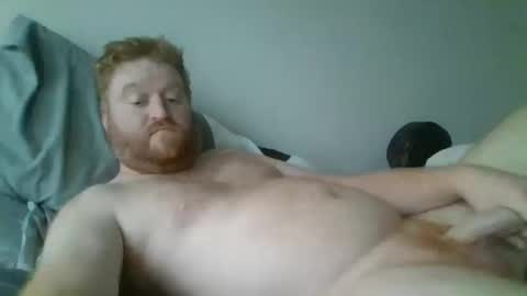 Snapshot of bigred92899 chatting on October 11, 2025, 4:05 pm bigred92899 online show from October 11, 2025, 4:05 pm
