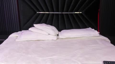 Snapshot of bigsexxyass chatting on September 18, 2025, 7:10 am Zayra online show from September 18, 2025, 7:10 am