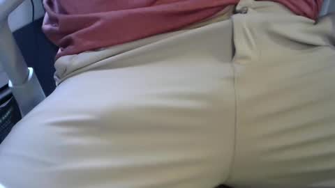 bigsword4her online show from February 10, 2025, 2:37 pm