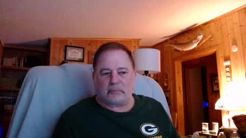 Snapshot of bigthicksatisfying2 chatting on December 5, 2024, 2:31 am bigthicksatisfying2 online show from December 5, 2024, 2:31 am