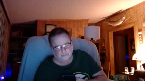 Snapshot of bigthicksatisfying2 chatting on December 6, 2024, 3:08 am bigthicksatisfying2 online show from December 6, 2024, 3:08 am