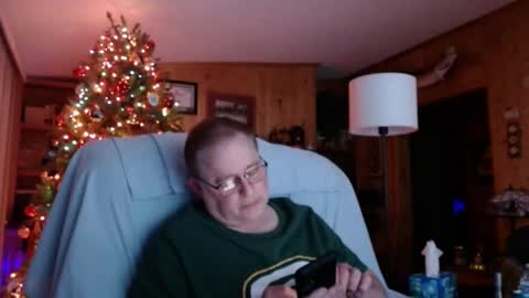 Snapshot of bigthicksatisfying2 chatting on December 30, 2024, 1:15 am bigthicksatisfying2 online show from December 30, 2024, 1:15 am