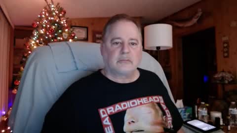 Snapshot of bigthicksatisfying2 chatting on January 3, 2025, 4:55 am bigthicksatisfying2 online show from January 3, 2025, 4:55 am