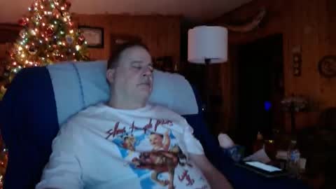 Snapshot of bigthicksatisfying2 chatting on January 11, 2025, 6:35 am bigthicksatisfying2 online show from January 11, 2025, 6:35 am