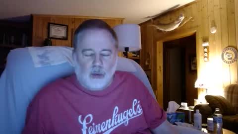 Snapshot of bigthicksatisfying2 chatting on November 18, 2025, 4:17 am bigthicksatisfying2 online show from November 18, 2025, 4:17 am