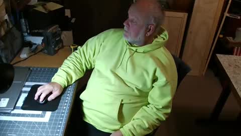 Snapshot of bigthump9999 chatting on December 15, 2024, 4:59 pm bigthump9999 online show from December 15, 2024, 4:59 pm