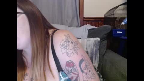 Kim online show from October 28, 2025, 3:54 am