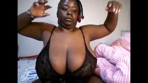 Snapshot of bigtittyslut_ chatting on September 14, 2025, 11:15 pm bigtittyslut_ online show from September 14, 2025, 11:15 pm