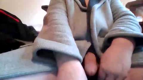 Snapshot of bilbyboy4 chatting on November 26, 2025, 8:32 pm bilbyboy4 online show from November 26, 2025, 8:32 pm