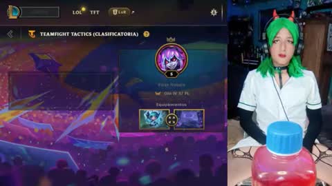 Snapshot of billie_cross_ chatting on October 12, 2025, 8:02 am billie_cross_ online show from October 12, 2025, 8:02 am