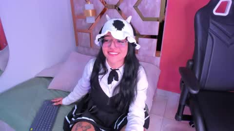 Billie online show from November 23, 2025, 12:32 am