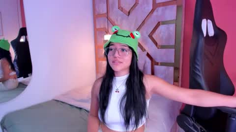 Billie online show from November 26, 2025, 2:23 am