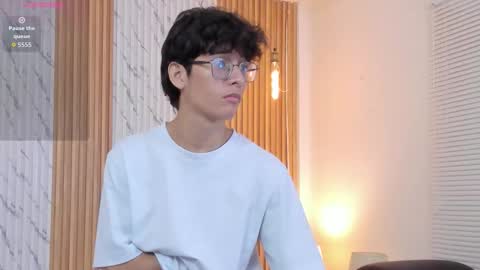 Billie online show from October 28, 2025, 3:32 am