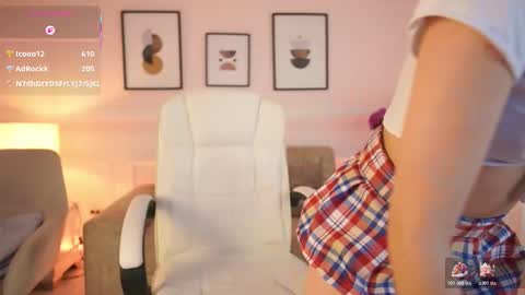 billiebrownn online show from December 15, 2025, 7:18 pm