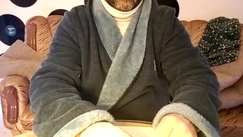 Snapshot of bilmapiedradura chatting on February 13, 2025, 7:03 am Bill online show from February 13, 2025, 7:03 am