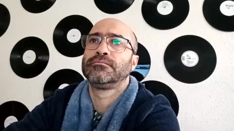 Snapshot of bilmapiedradura chatting on February 15, 2025, 9:49 am Bill online show from February 15, 2025, 9:49 am