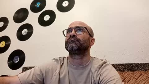 Snapshot of bilmapiedradura chatting on October 4, 2025, 6:17 pm Bill online show from October 4, 2025, 6:17 pm