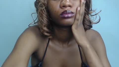 birdiexxslut online show from November 21, 2025, 7:23 pm