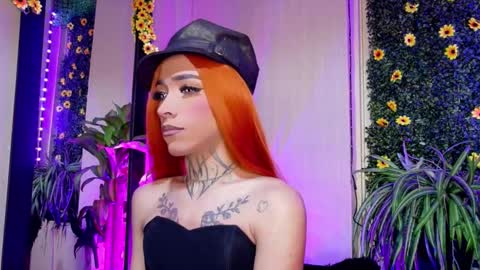 Snapshot of bitch_capelli chatting on October 26, 2025, 8:37 pm .. .. online show from October 26, 2025, 8:37 pm