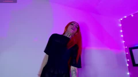 Snapshot of bitch_capelli chatting on November 12, 2025, 1:28 am .. .. online show from November 12, 2025, 1:28 am